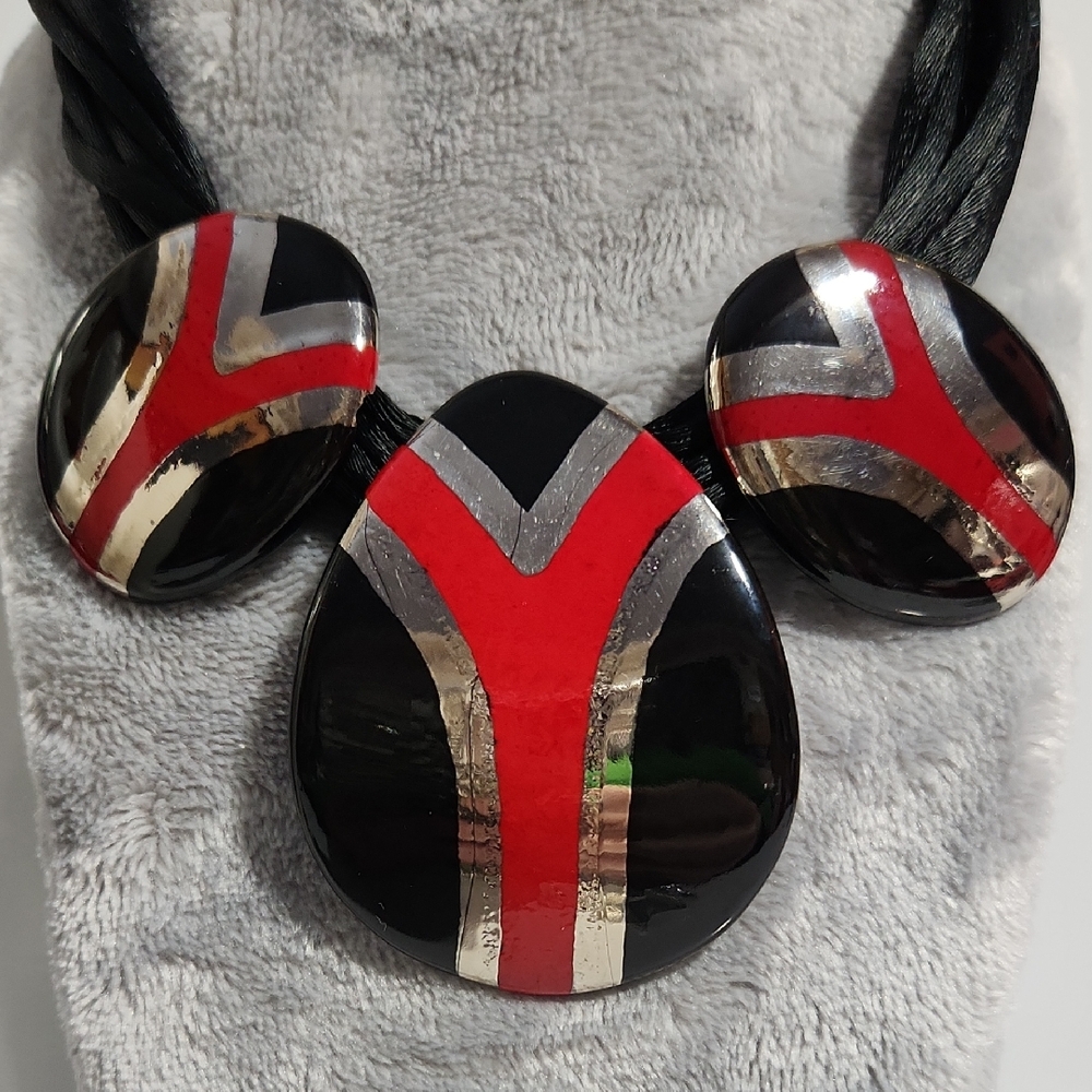 Signed PAT.P Elegant Black, Red and Silver Statement Necklace With Silvertone